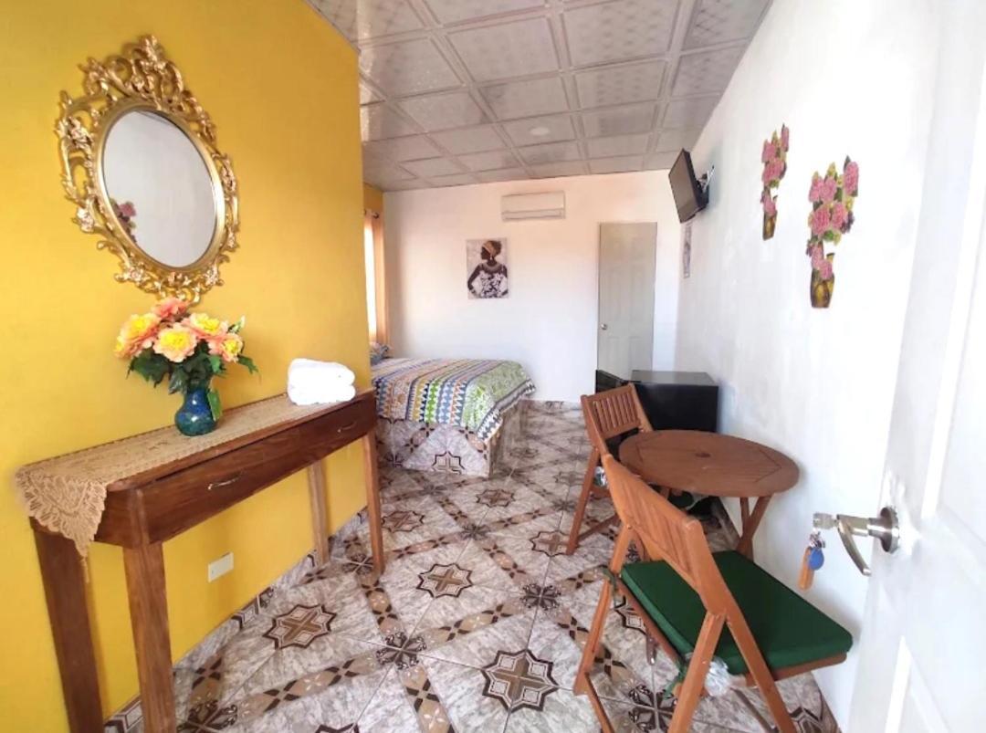 פורטובלו Belo Bay Apartment Hotel מראה חיצוני תמונה